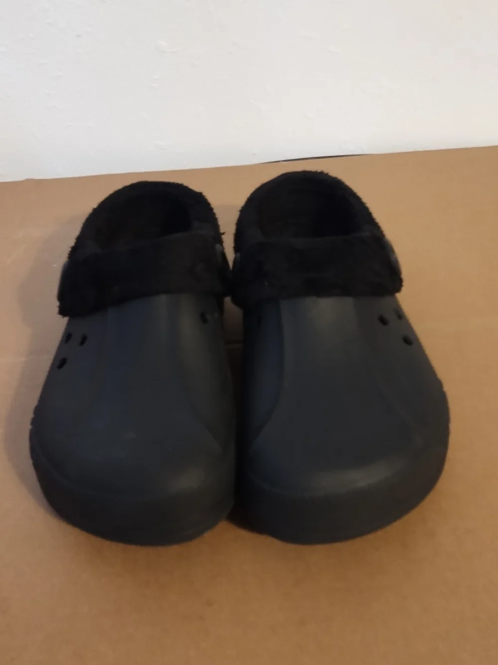 CROCS lined clog